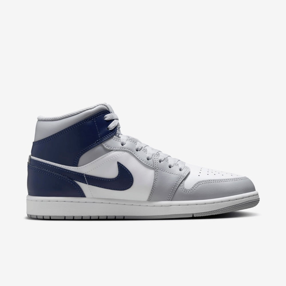 Jordan 1 Mid Gris Loup Bleu Marine Minuit